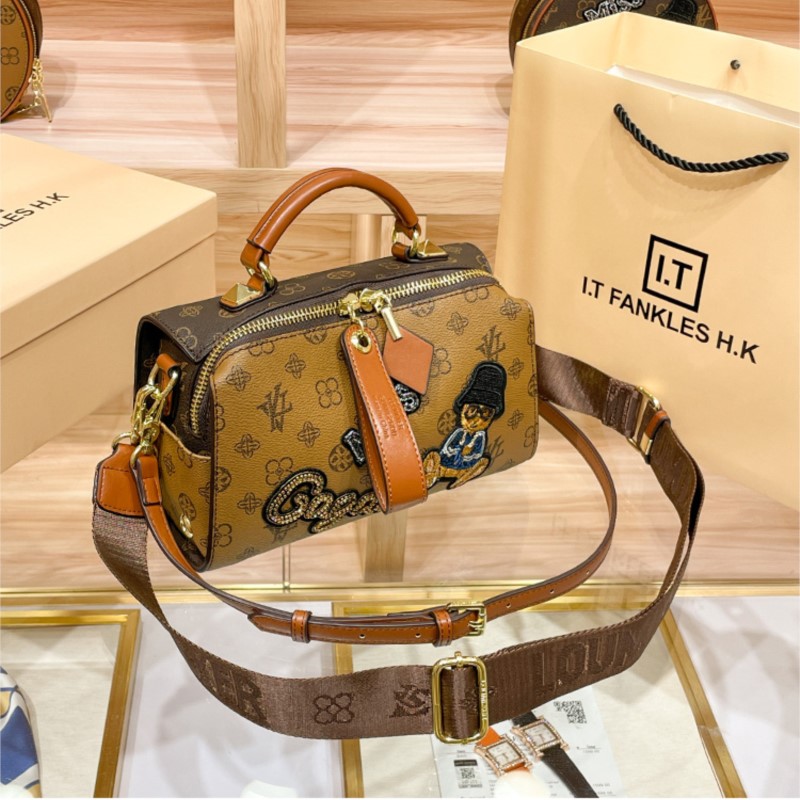 Lekka luksusowa marka torebka  – Interior Design High End recenzja i cena